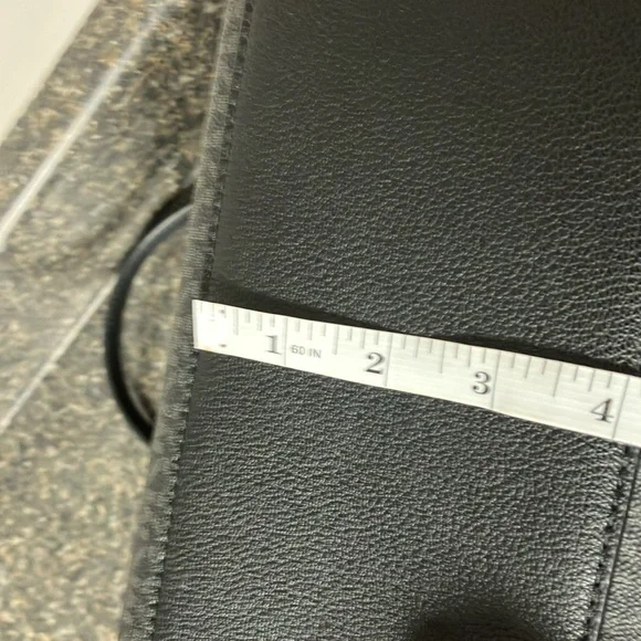 2/15  Michael Kors charlotte large tote black signature - Picture 13 of 16